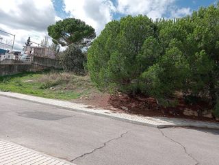 Terreno en venta en Miraflores de la Sierra