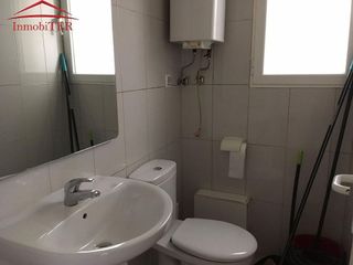 Local comercial en venta en Ensanche en Teruel