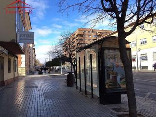Local comercial en venta en Ensanche en Teruel