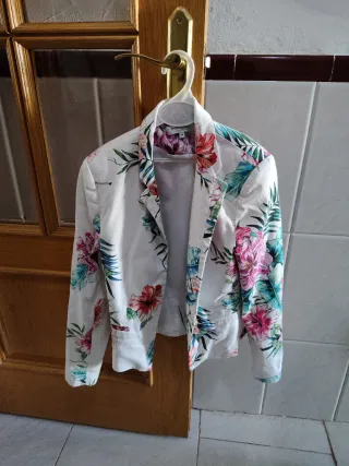 Blazer Morgan estampado floral blanco