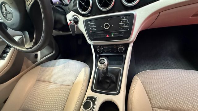 Mercedes-Benz Clase CLA 2016 “SOLO 156.000KM”