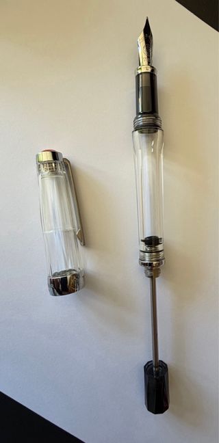 TWSBI VAC 700 R Pluma Estilográfica