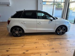 Audi A1 Sportback 1.6 TDI 116CV Attraction