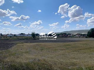 Terreno en venta en Lucena