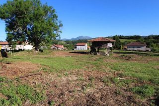 Terreno en venta en La Pola Siero en Siero