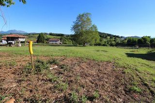 Terreno en venta en La Pola Siero en Siero