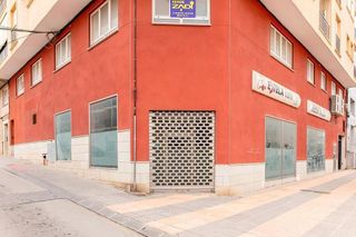 Local comercial en venta en Yecla