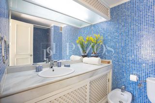 Ático en venta en Puerto Marina en Benalmádena