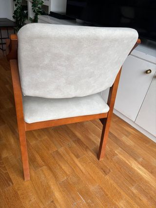 2 Sillas Madera Tela Crema Reposabrazos