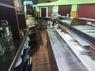 Local comercial en venta en La Vega - Oteruelo en León