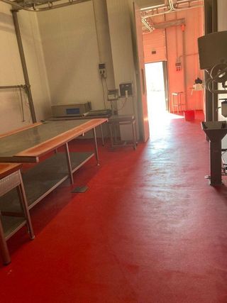 Nave industrial en venta en Valdeastillas - Fuentezuelas en Jaén