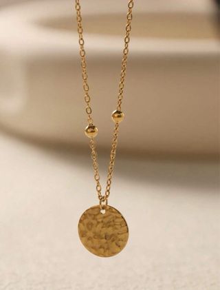 Collar chapado oro 18K con colgante redondo