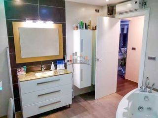 Local comercial en venta en El Vedat - Santa Apolonia en Torrent