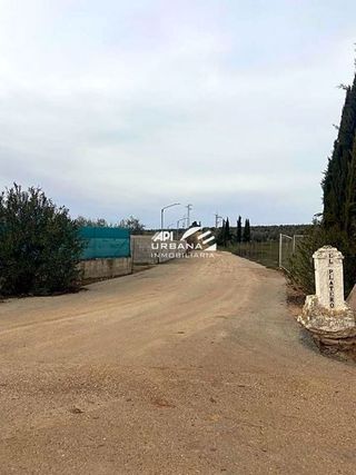 Terreno en venta en Cabra