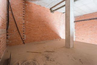 Local comercial en venta en Ermitagaña - Mendebaldea en Pamplona