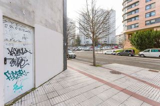 Local comercial en venta en Ermitagaña - Mendebaldea en Pamplona
