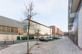 Local comercial en venta en Ermitagaña - Mendebaldea en Pamplona
