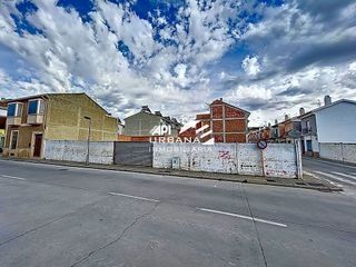 Terreno en venta en Lucena