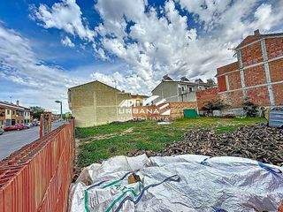 Terreno en venta en Lucena