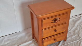 Mesita de noche 3 cajones madera miel