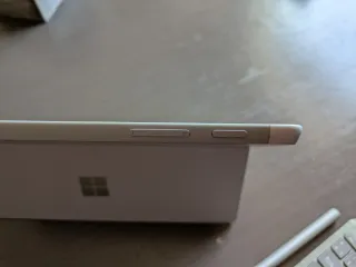 Microsoft Surface Go 3 con Teclado, Lápiz y Funda