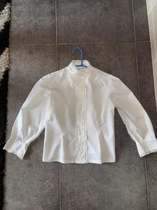 Blusa blanca traje aldeana o arrantzale