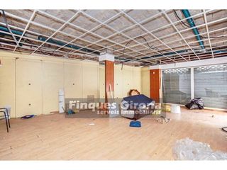Local comercial en venta en Santa Eugènia en Girona