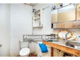Local comercial en venta en Santa Eugènia en Girona
