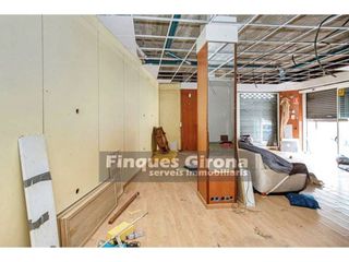 Local comercial en venta en Santa Eugènia en Girona