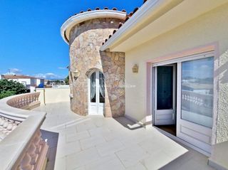 Chalet en venta en Empuriabrava en Castelló d´Empúries