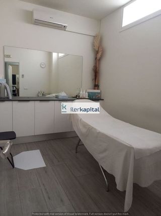 Local comercial en venta en Balàfia - Secà de Sant Pere - Llívia en Lleida