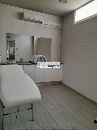 Local comercial en venta en Balàfia - Secà de Sant Pere - Llívia en Lleida