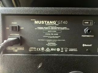 Amplificador Guitarra Fender Mustang GT40