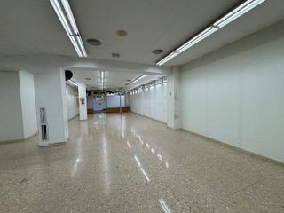 Local comercial en alquiler en Vallparadís en Terrassa