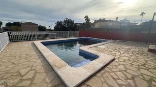 Piso en alquiler en Centro en Chiva