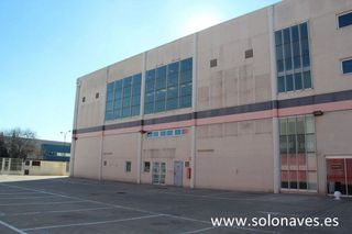 Nave industrial en alquiler en Avda. Cataluña en Zaragoza
