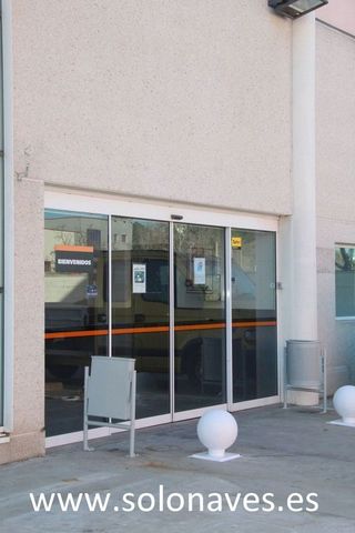 Nave industrial en alquiler en Avda. Cataluña en Zaragoza