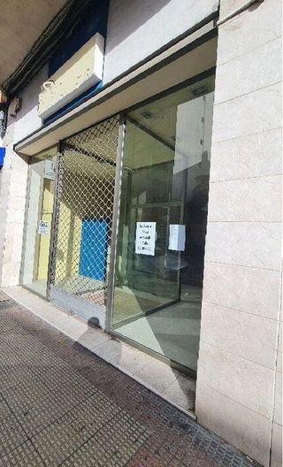 Local comercial en alquiler en Universidad - Los Lirios en Logroño