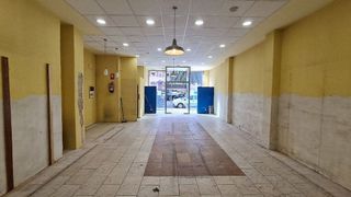 Local comercial en alquiler en Universidad - Los Lirios en Logroño