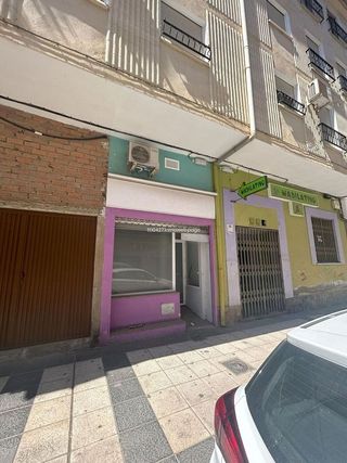Local comercial en alquiler en Guadix