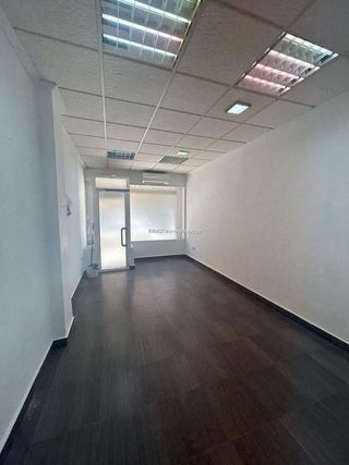 Local comercial en alquiler en Guadix