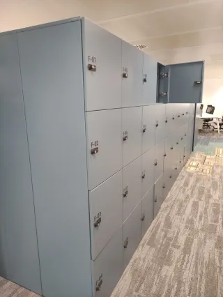 Taquilla casillero 8P metálica. Ref AR64