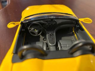 Ferrari 550 Roadstar Scala 1/18