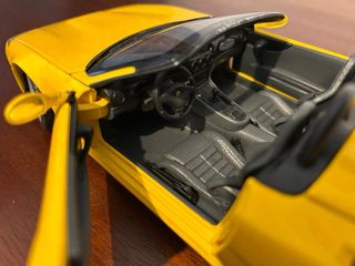 Ferrari 550 Roadstar Scala 1/18