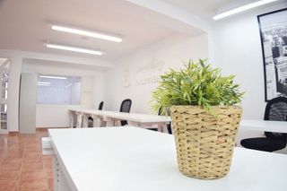 Oficina en alquiler en Playa de los Boliches en Fuengirola