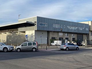 Nave industrial en alquiler en Los Olivos - Los Ángeles - Perales del río en Getafe