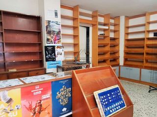 Local comercial en alquiler en Paseo Sagasta en Zaragoza