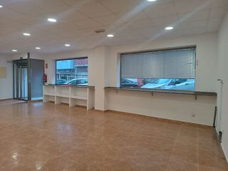 Local comercial en alquiler en Foz