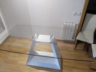 Mesa de cristal moderna