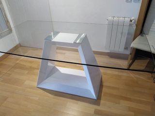 Mesa de cristal moderna